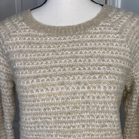 G.H. Bass & Co Wool Blend Cream Knit Sweater - Picture 2 of 6